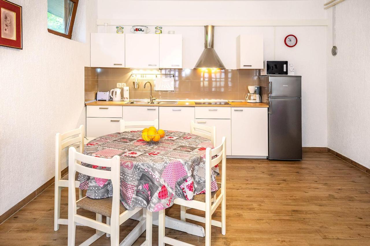 Apartmant Ivan Apartment *