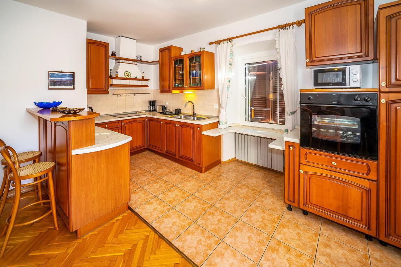 Apartmant Ivan Apartment *